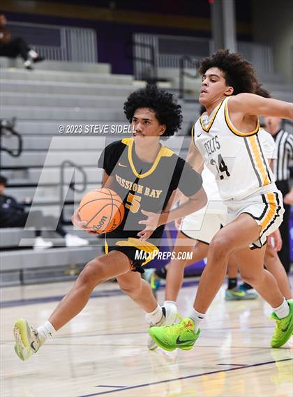Thumbnail 3 in Crespi vs. Mission Bay (The Holiday Classic) photogallery.
