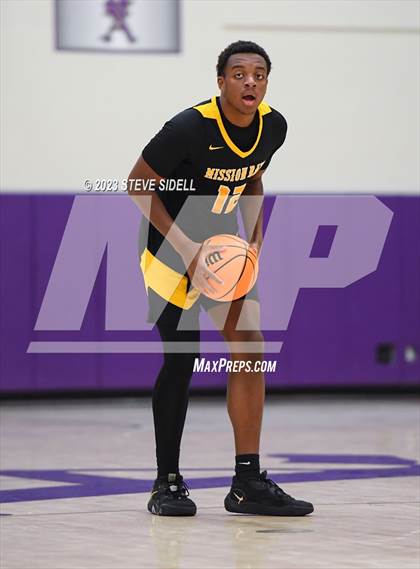 Thumbnail 1 in Crespi vs. Mission Bay (The Holiday Classic) photogallery.