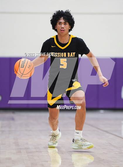 Thumbnail 2 in Crespi vs. Mission Bay (The Holiday Classic) photogallery.