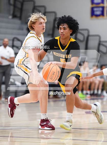 Thumbnail 2 in Crespi vs. Mission Bay (The Holiday Classic) photogallery.