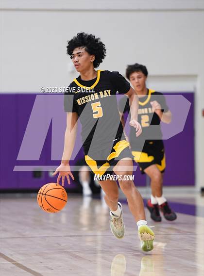 Thumbnail 2 in Crespi vs. Mission Bay (The Holiday Classic) photogallery.