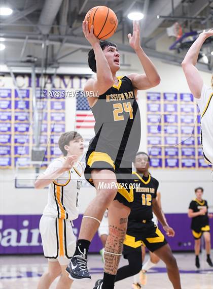 Thumbnail 2 in Crespi vs. Mission Bay (The Holiday Classic) photogallery.