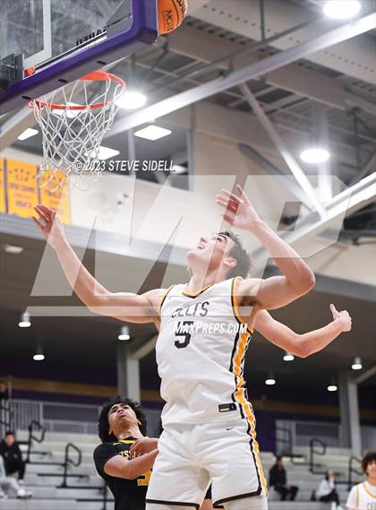 Thumbnail 2 in Crespi vs. Mission Bay (The Holiday Classic) photogallery.