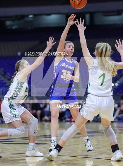 Thumbnail 2 in Neches vs. Nazareth (UIL 1A Basketball State Semifinal) photogallery.