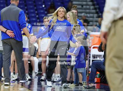 Thumbnail 1 in Neches vs. Nazareth (UIL 1A Basketball State Semifinal) photogallery.