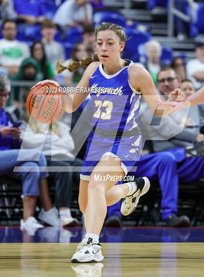 Thumbnail 1 in Neches vs. Nazareth (UIL 1A Basketball State Semifinal) photogallery.