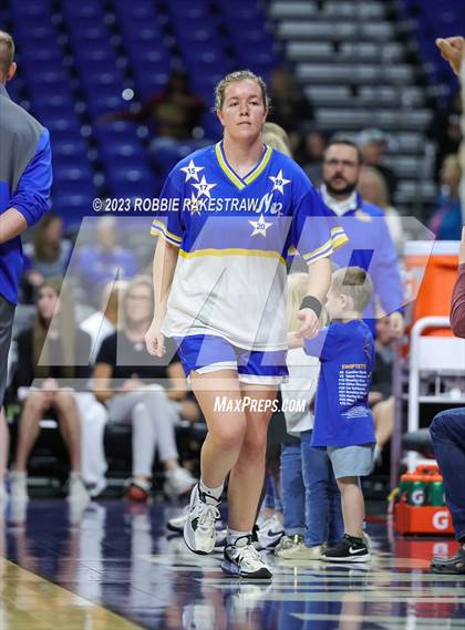 Thumbnail 3 in Neches vs. Nazareth (UIL 1A Basketball State Semifinal) photogallery.
