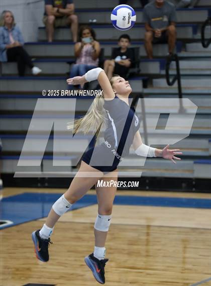 Thumbnail 2 in Foard @ Maiden photogallery.