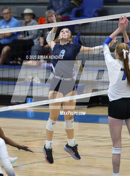 Thumbnail 1 in Foard @ Maiden photogallery.