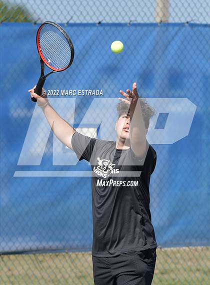 Thumbnail 2 in Keswick Christian vs St. Petersburg Catholic photogallery.