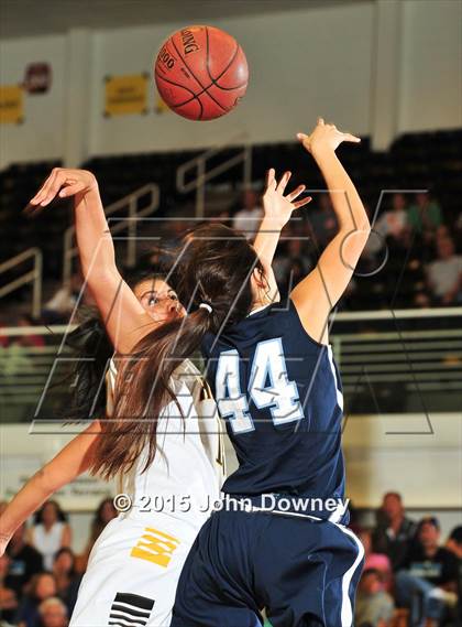 Thumbnail 2 in North vs. El Dorado (CIF SS D3AA Final) photogallery.