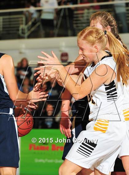 Thumbnail 3 in North vs. El Dorado (CIF SS D3AA Final) photogallery.