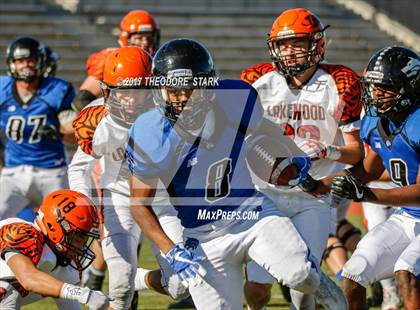 Thumbnail 3 in Grandview vs. Lakewood (CHSAA 5A Round 1 Playoff)  photogallery.