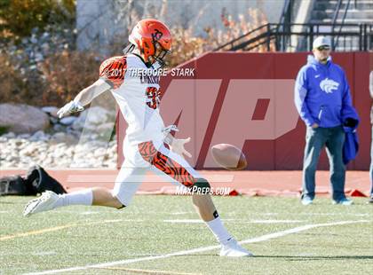 Thumbnail 3 in Grandview vs. Lakewood (CHSAA 5A Round 1 Playoff)  photogallery.