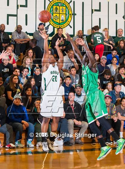Thumbnail 3 in Moreau Catholic vs. Drake (CIF NCS D3 Semifinal) photogallery.