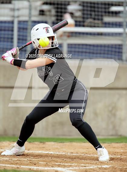 Thumbnail 2 in Trinity vs Timber Creek photogallery.