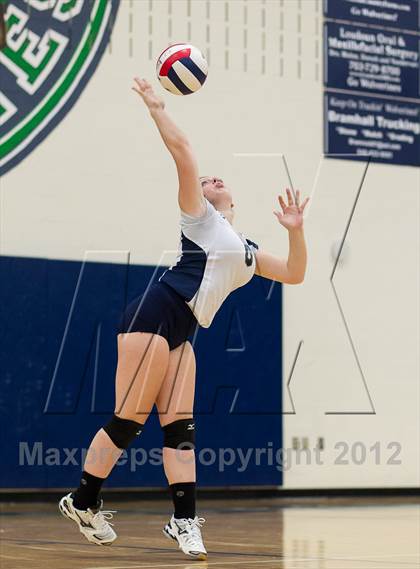 Thumbnail 3 in Briar Woods @ Woodgrove photogallery.