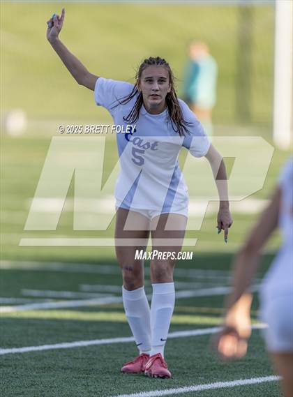 Thumbnail 2 in Kearney vs. Lincoln East photogallery.