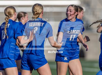 Thumbnail 3 in Kearney vs. Lincoln East photogallery.