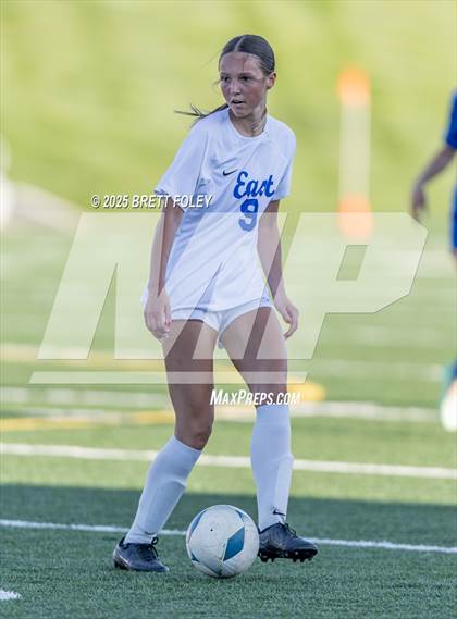 Thumbnail 1 in Kearney vs. Lincoln East photogallery.