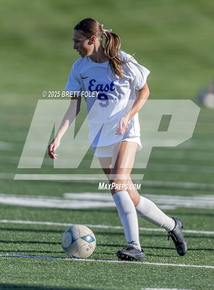 Thumbnail 3 in Kearney vs. Lincoln East photogallery.