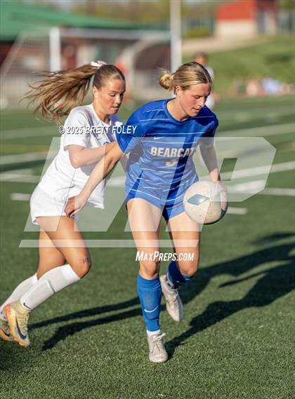Thumbnail 1 in Kearney vs. Lincoln East photogallery.