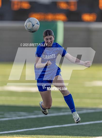 Thumbnail 2 in Kearney vs. Lincoln East photogallery.