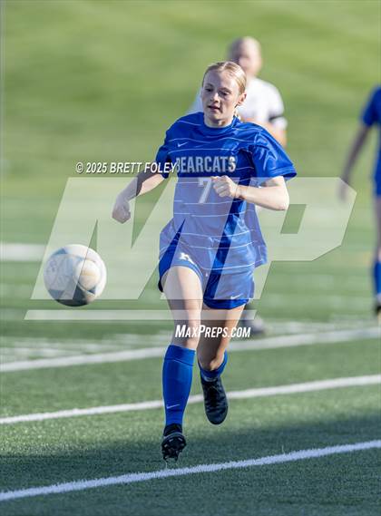 Thumbnail 1 in Kearney vs. Lincoln East photogallery.