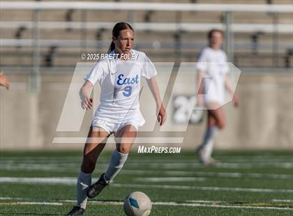 Thumbnail 3 in Kearney vs. Lincoln East photogallery.