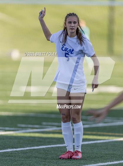 Thumbnail 1 in Kearney vs. Lincoln East photogallery.