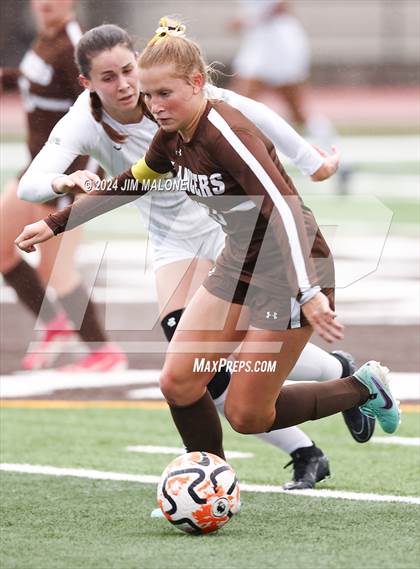 Thumbnail 2 in Archbishop Mitty @ Saint Francis (CIFState NorCal D1 Semifinals) photogallery.