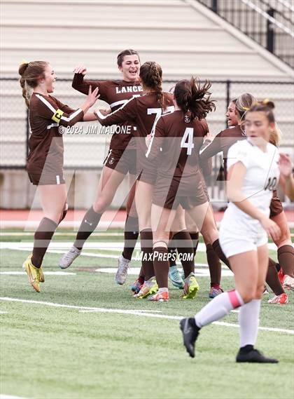 Thumbnail 2 in Archbishop Mitty @ Saint Francis (CIFState NorCal D1 Semifinals) photogallery.