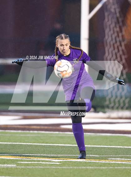 Thumbnail 2 in Archbishop Mitty @ Saint Francis (CIFState NorCal D1 Semifinals) photogallery.