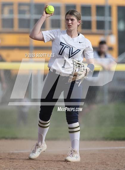 Thumbnail 1 in Circleville @ Teays Valley photogallery.