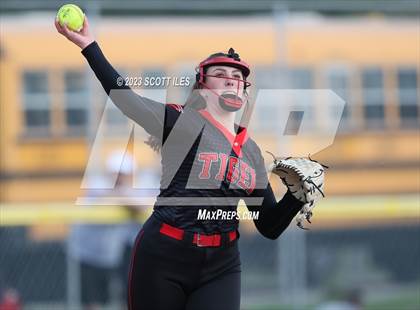 Thumbnail 2 in Circleville @ Teays Valley photogallery.