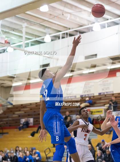 Thumbnail 1 in Broomfield vs. Legend photogallery.
