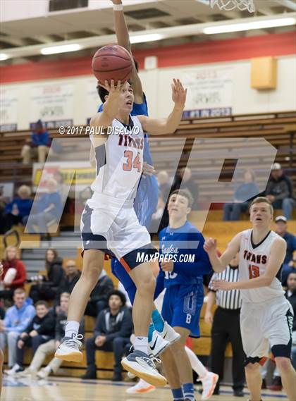 Thumbnail 2 in Broomfield vs. Legend photogallery.