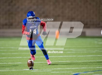 Thumbnail 3 in South Garland vs Sachse photogallery.