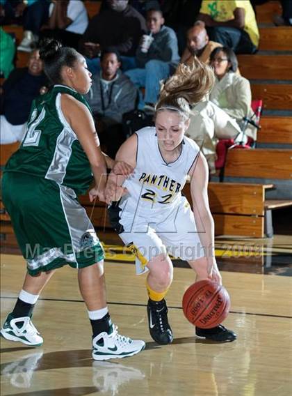 Thumbnail 2 in Rodriguez vs. Antioch (West Coast Jamboree) photogallery.