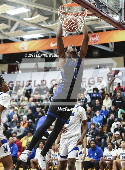 Thumbnail 2 in Newton vs. IMG Academy (Spalding Hoophall Classic) photogallery.