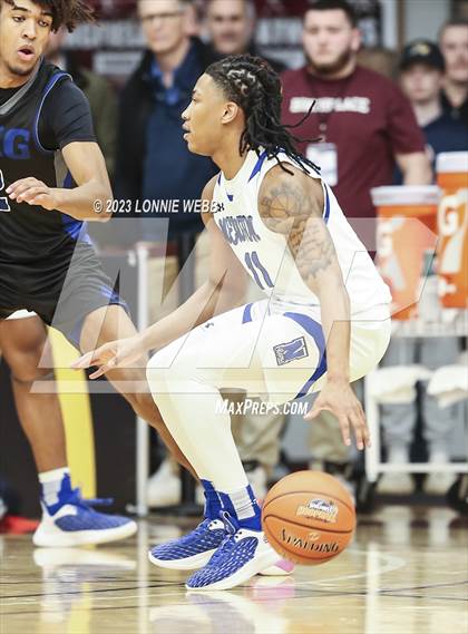Thumbnail 3 in Newton vs. IMG Academy (Spalding Hoophall Classic) photogallery.