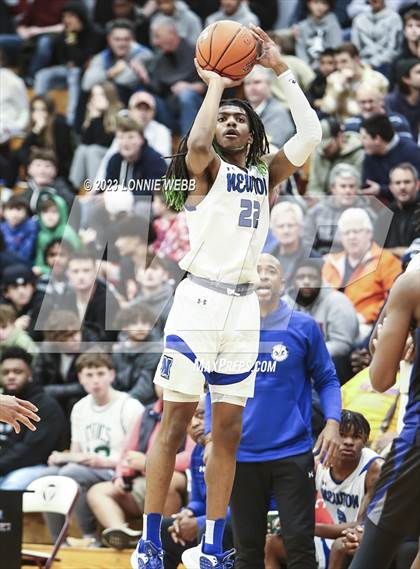 Thumbnail 1 in Newton vs. IMG Academy (Spalding Hoophall Classic) photogallery.