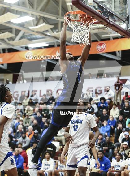 Thumbnail 3 in Newton vs. IMG Academy (Spalding Hoophall Classic) photogallery.