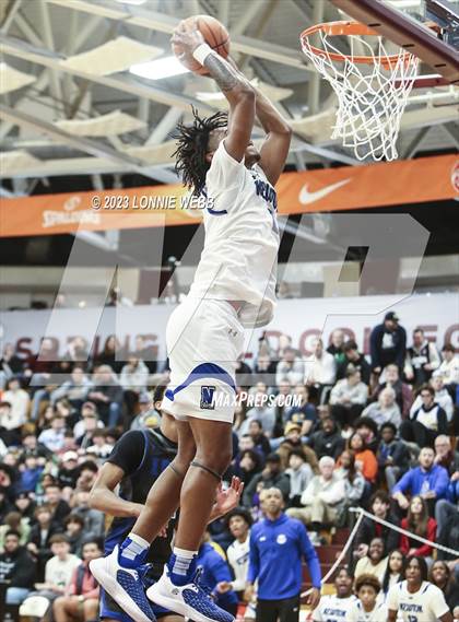 Thumbnail 3 in Newton vs. IMG Academy (Spalding Hoophall Classic) photogallery.