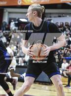 Photo from the gallery "Newton vs. IMG Academy (Spalding Hoophall Classic)"