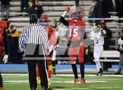 Thumbnail 1 in Jeannette vs. Farrell (PIAA Class A Semifinal) photogallery.