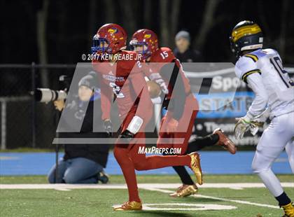 Thumbnail 1 in Jeannette vs. Farrell (PIAA Class A Semifinal) photogallery.