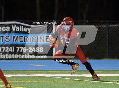 Thumbnail 3 in Jeannette vs. Farrell (PIAA Class A Semifinal) photogallery.