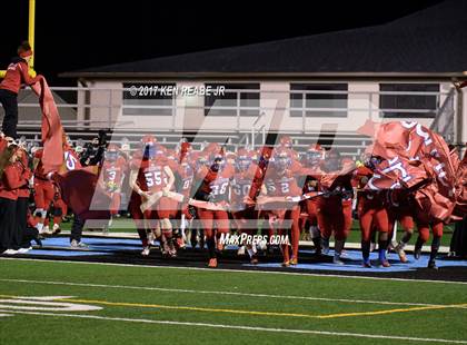 Thumbnail 2 in Jeannette vs. Farrell (PIAA Class A Semifinal) photogallery.