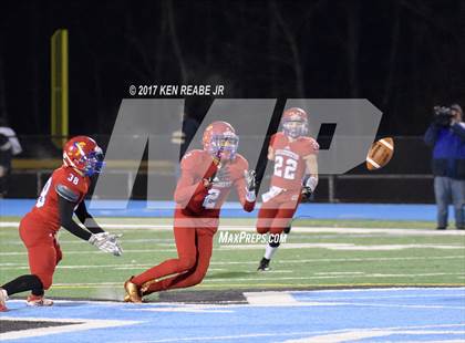Thumbnail 1 in Jeannette vs. Farrell (PIAA Class A Semifinal) photogallery.